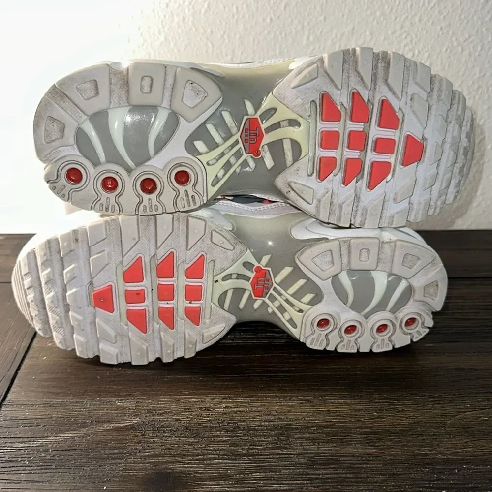 Nike WMNS AIR MAX PLUS C 'GUNSMOKE' sz7